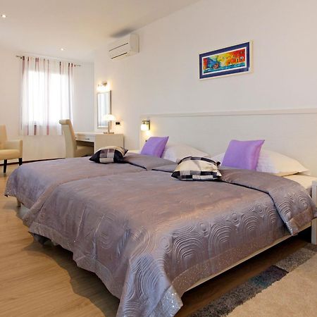 Villa Nera Bol Zewnętrze zdjęcie